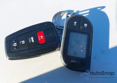 2022 Toyota Camry Trd z USA, uszkodzony, nr VIN 4T1KZ1AK4NU071623